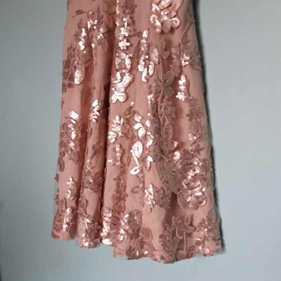 Lovers and Friends sequin mini-dress - Picture 5 of 7